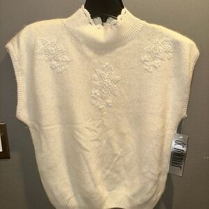 Vintage Women's Cream Sweater size SMALL De Rotchild